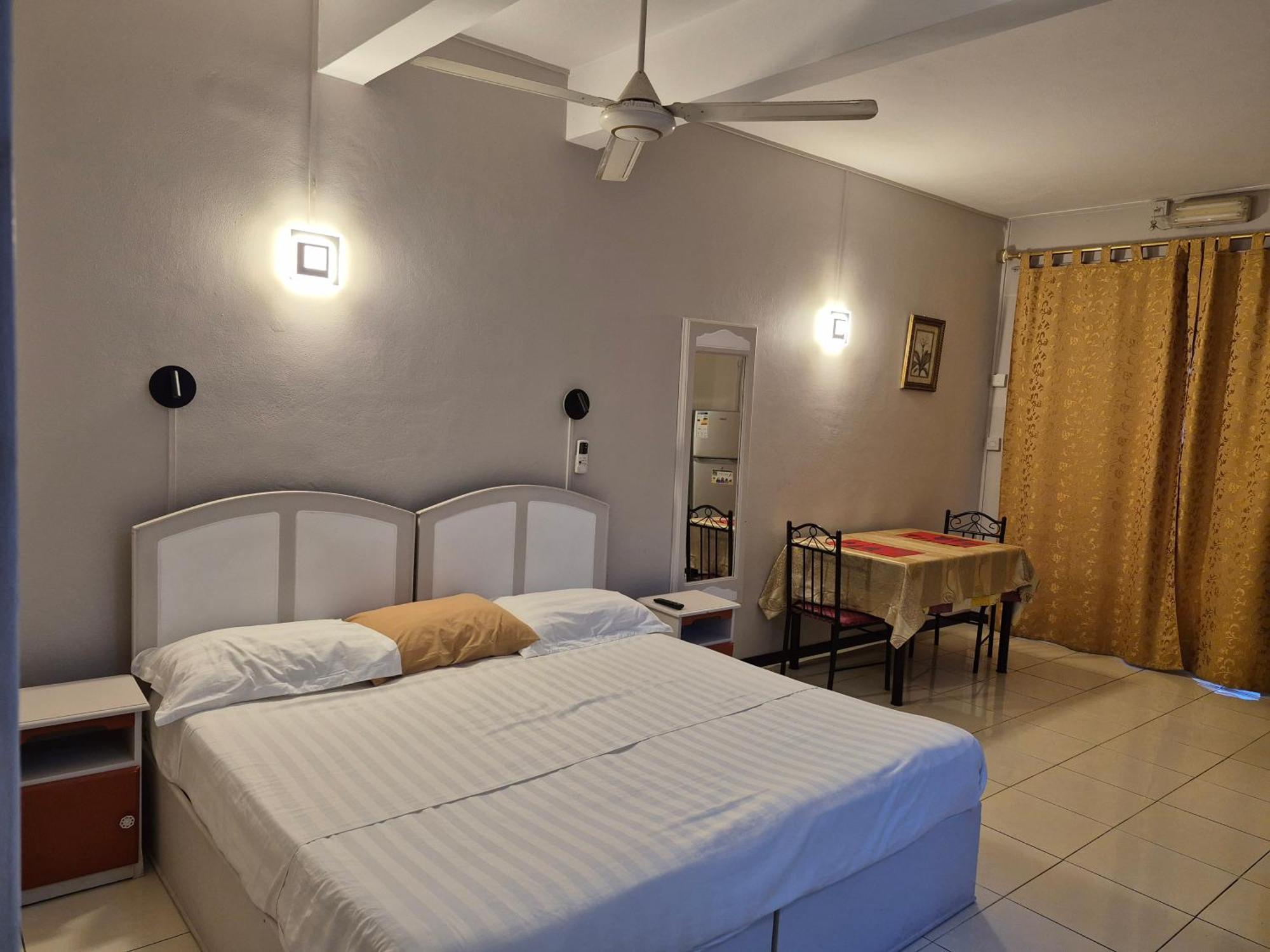 Monalysa Holidays Grand Baie Exterior photo