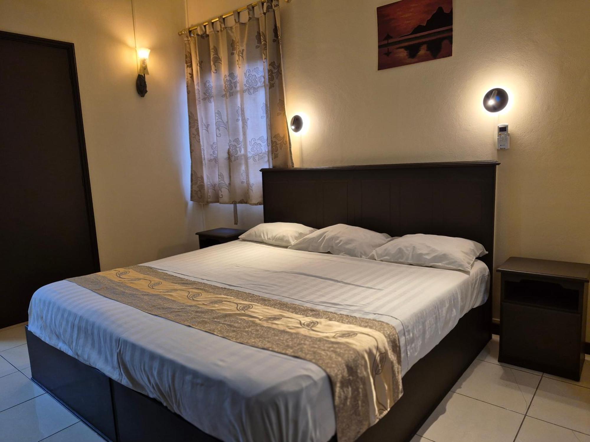 Monalysa Holidays Grand Baie Exterior photo